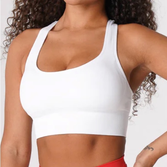 NVGTN White Ignite Seamless Bra - Picture 3 of 9